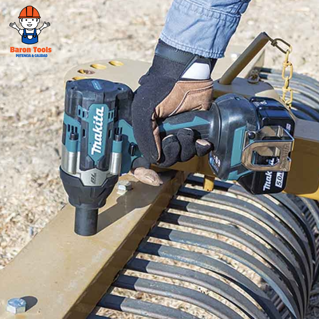 Llave de Impacto Makita 700nm 1/2