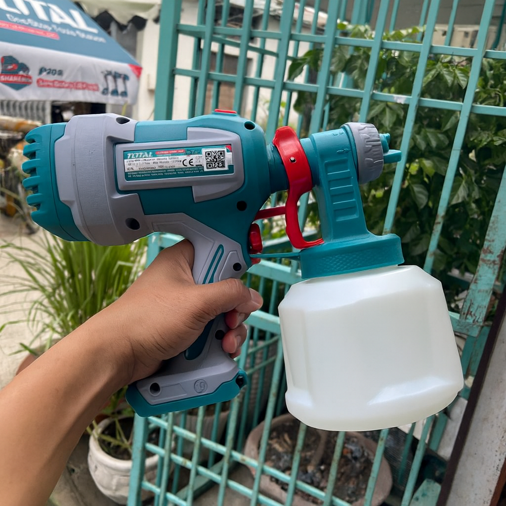 TOTAL Pistola de Pintura Inalámbrica 20V – 800ml de Precisión y Potencia